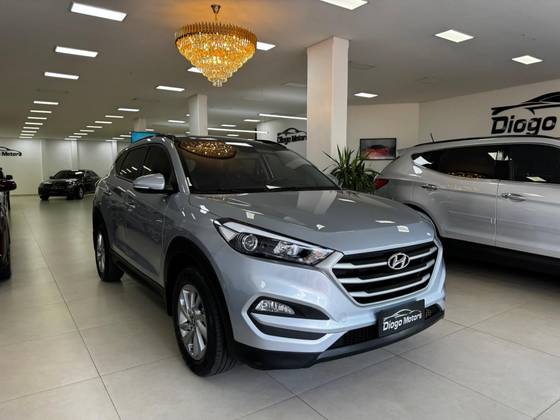 HYUNDAI TUCSON 1.6 16V T-GDI GASOLINA GLS ECOSHIFT HYUNDAI TUCSON 1.6 16V T-GDI GASOLINA GLS ECOSHIFT